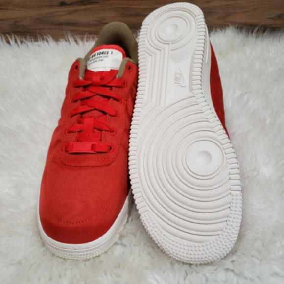 New Nike Air Force 1 Lux Red Low Sneakers - Picture 4 of 8